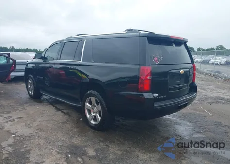 2017 Chevrolet Suburban Lt z USA, uszkodzony, nr VIN 1GNSKHKC1HR146981